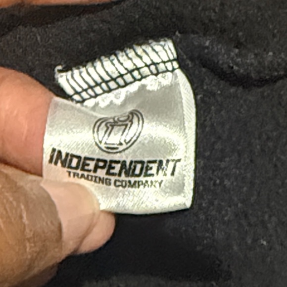 Coachella black Men's fleece roadie sweatshirt Hoodie Sz small s music festival - Picture 11 of 11